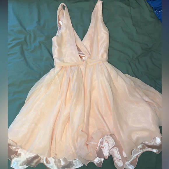 Gorgeous Peach Mini Dress - Picture 2 of 3